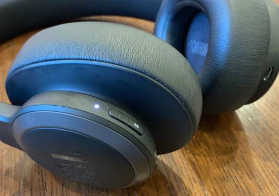 Picture of JBL LIVE 650BTNC Wireless Over-Ear Noise Cancelling Headphones